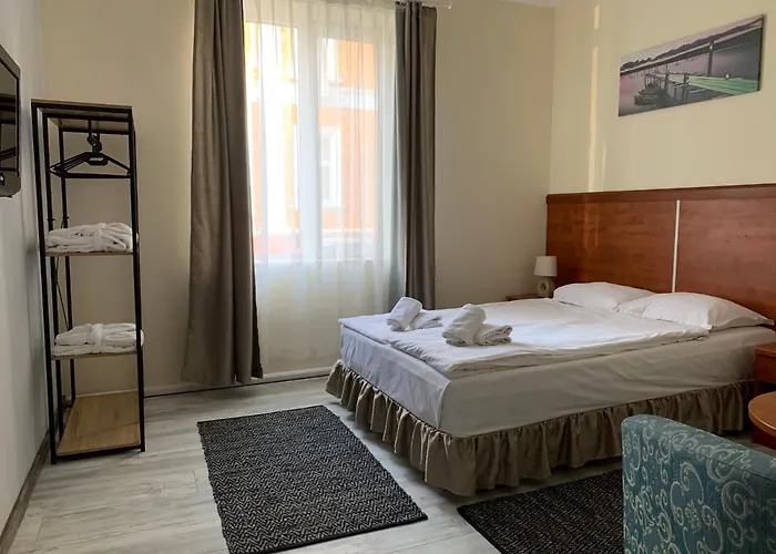 ゲストハウス Guest Donovi