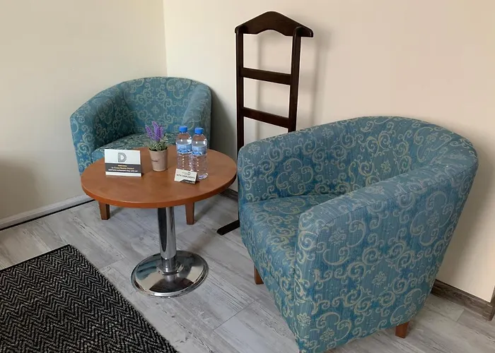 Guest Donovi ゲストハウス *