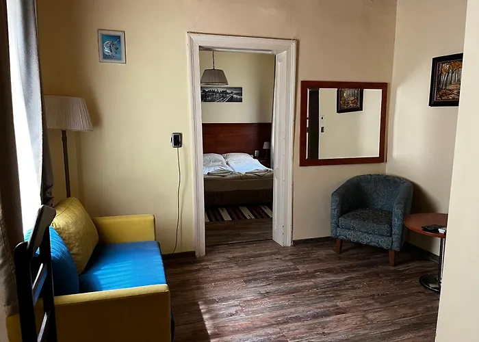 ゲストハウス Guest Donovi