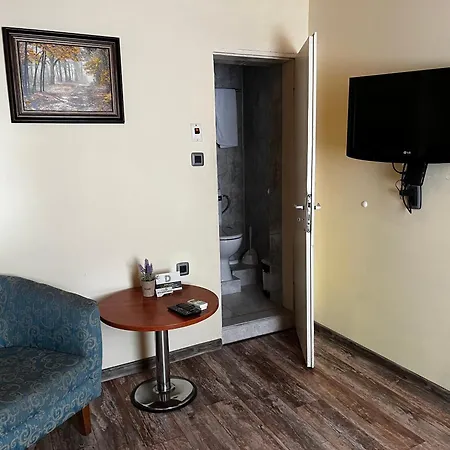 Konukevi Guest Donovi Varna